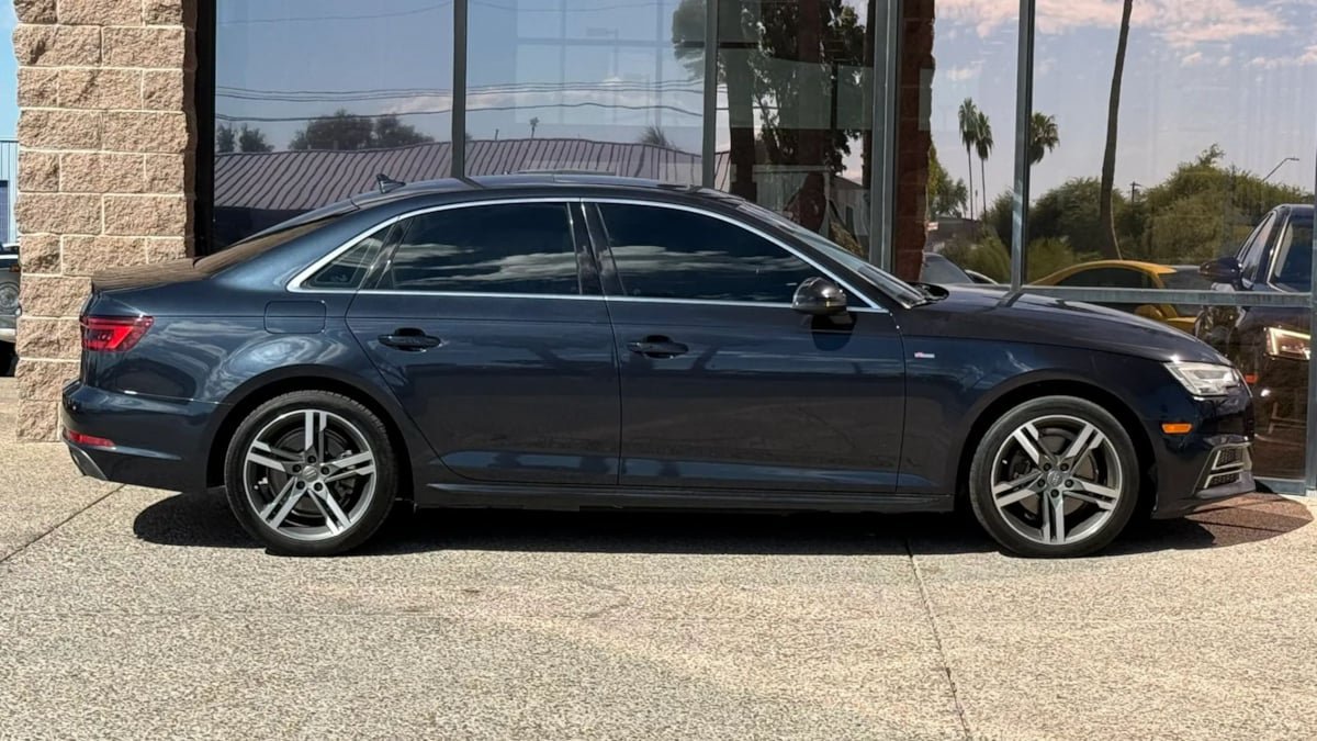 Used 2018 Audi A4 2.0T Ultra Premium Plus w/ Premium Plus Package FWD image 14