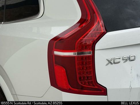 Used 2021 Volvo XC90 T8 Inscription w/ Advanced Package image 9