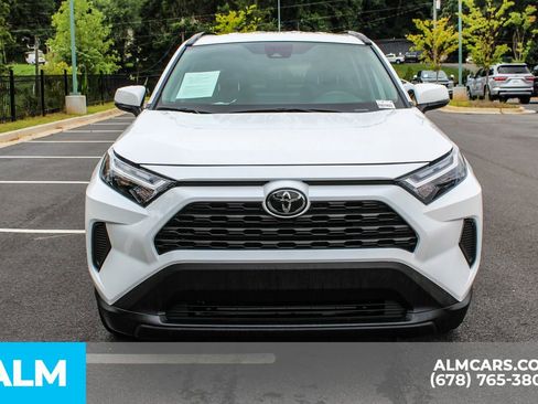 Used 2024 Toyota RAV4 XLE image 10
