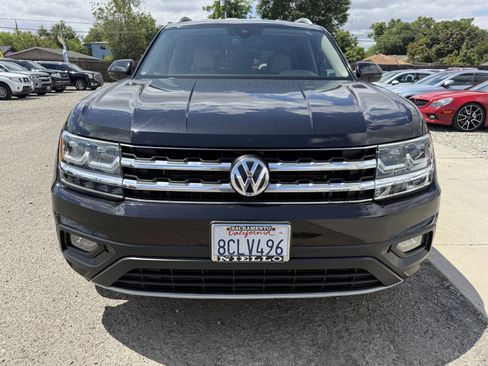 Used 2018 Volkswagen Atlas SE AWD/4WD image 2