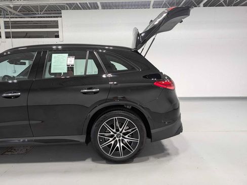 Certified 2026 Mercedes-Benz GLC 43 AMG 4MATIC image 11