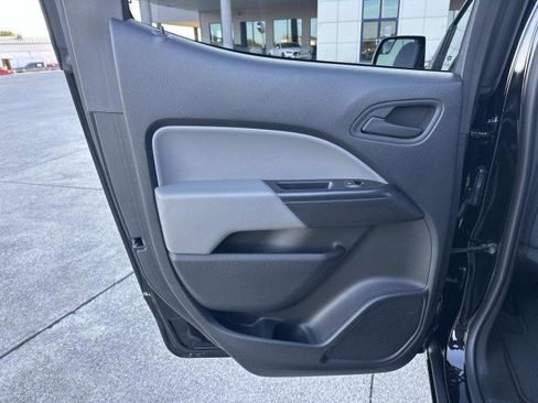 Used 2021 Chevrolet Colorado W/T w/ Custom Special Edition image 21