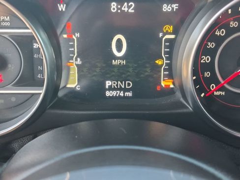 Used 2020 Jeep Gladiator Rubicon w/ Cold Weather Group AWD/4WD image 15