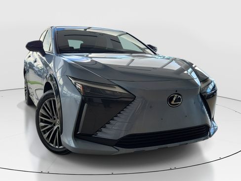 Used 2023 Lexus RZ 450e Premium w/ Accessory Package (Z1) AWD/4WD image 2