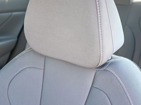 Certified 2025 Hyundai Elantra Sport image 15