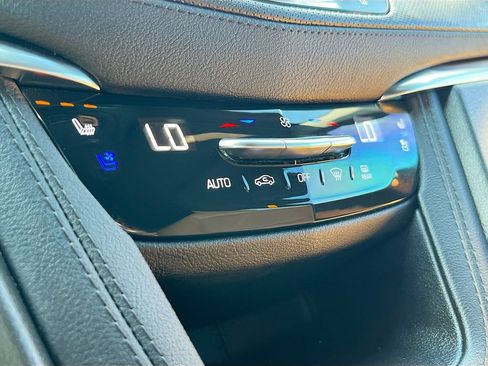 Used 2024 Cadillac XT5 Premium Luxury w/ Technology Package FWD image 16