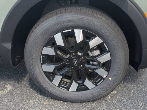 Used 2025 Hyundai Santa Cruz SEL FWD image 10
