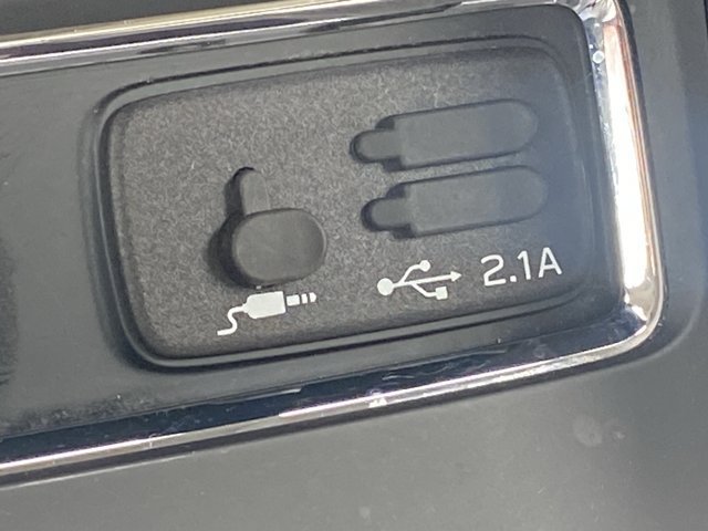 Used 2019 Subaru Ascent Limited w/ Popular Package #2 AWD/4WD image 32