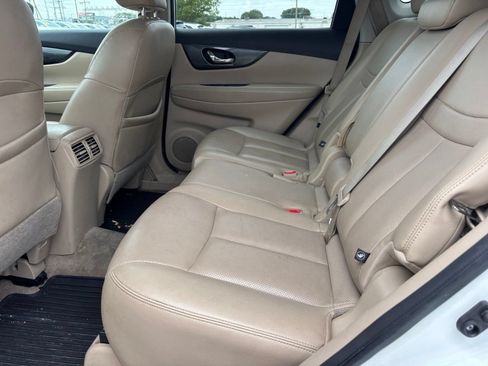 Used 2015 Nissan Rogue SL w/ SL Premium Package FWD image 14