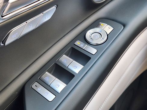 New 2026 Genesis GV80 2.5T Prestige image 17