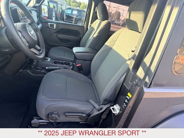 Certified 2025 Jeep Wrangler Sport AWD/4WD image 11