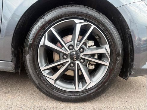 Used 2024 Kia Forte LXS FWD image 23