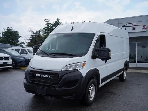 Used 2023 RAM ProMaster 2500 FWD image 5