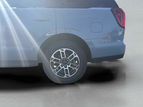 Used 2026 Ford Expedition Active image 44