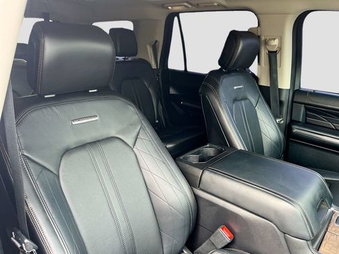 Used 2021 Ford Expedition Platinum AWD/4WD image 31