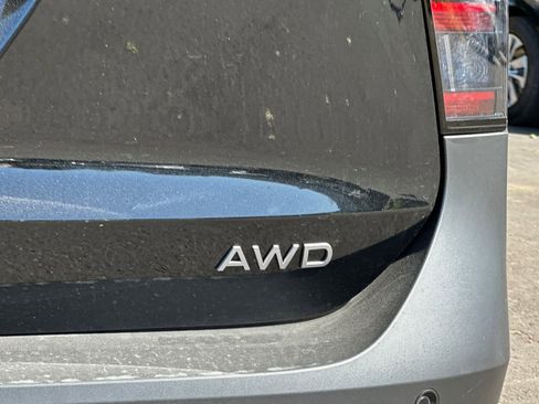 New 2025 Nissan Kicks S image 25