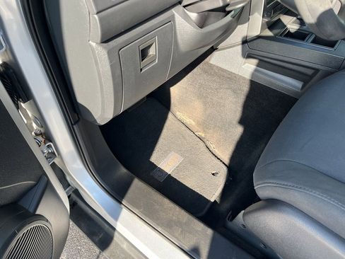 Used 2010 Jeep Liberty Sport image 27