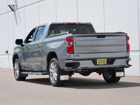 Certified 2025 Chevrolet Silverado 1500 High Country w/ High Country Premium Package AWD/4WD image 5
