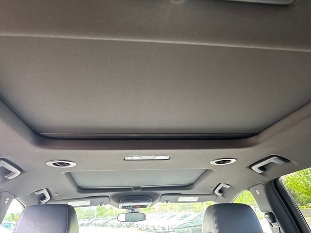 Used 2023 Buick Enclave Essence w/ Experience Buick Package FWD image 24