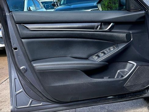Used 2020 Honda Accord Sport image 20