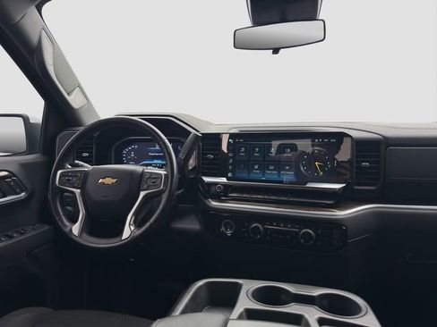 Used 2022 Chevrolet Silverado 1500 LT image 14