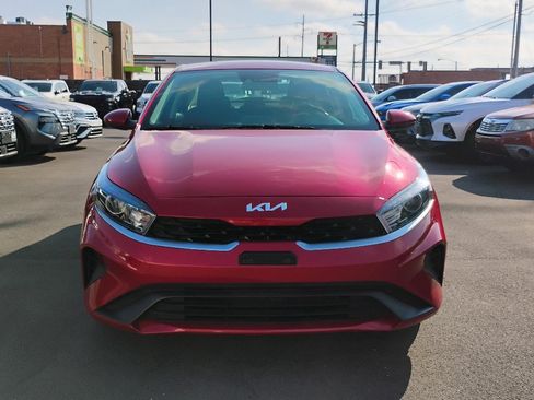 Used 2024 Kia Forte LXS image 2