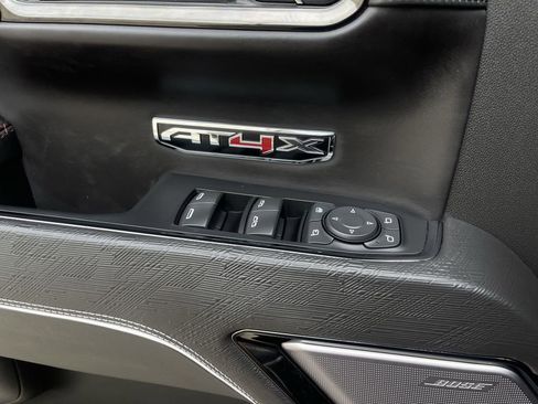 Used 2022 GMC Sierra 1500 AT4X image 24