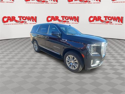 Used 2024 GMC Yukon Denali image 2