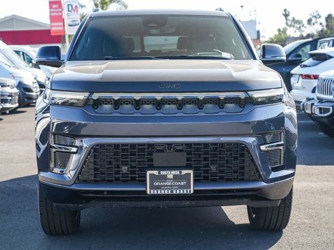 New 2026 Jeep Grand Wagoneer Limited image 2