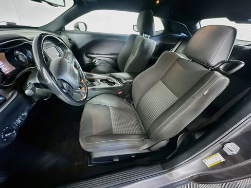 Used 2019 Dodge Challenger GT w/ Blacktop Package AWD/4WD image 13