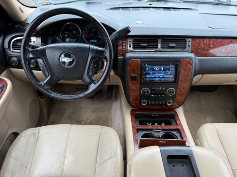 Used 2007 Chevrolet Suburban LTZ w/ LTZ Preferred Equipment Group image 26