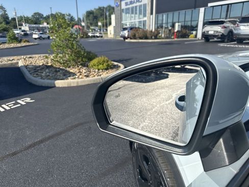 New 2025 Volkswagen Taos SEL image 23