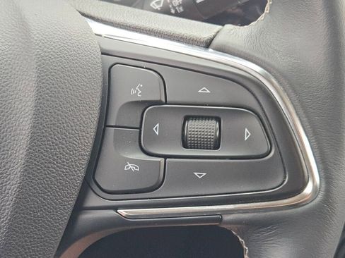 Used 2023 Buick Encore GX Select FWD image 34