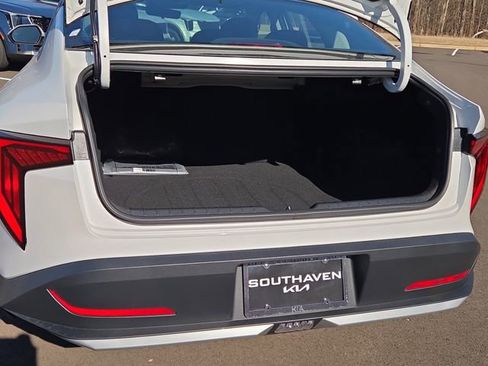 New 2026 Kia K4 LXS image 4