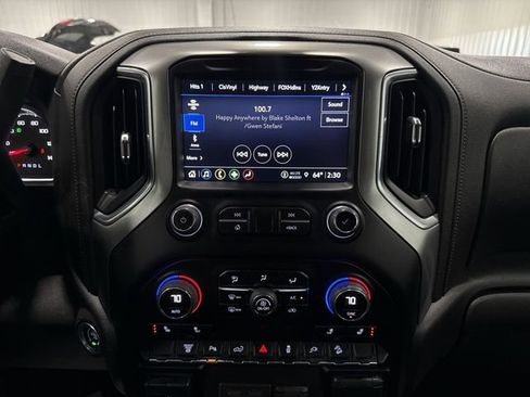 Used 2022 Chevrolet Silverado 3500 LT w/ All Star Edition AWD/4WD image 16