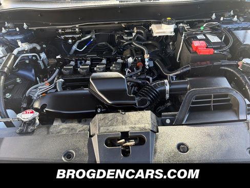 Used 2023 Honda CR-V EX image 10