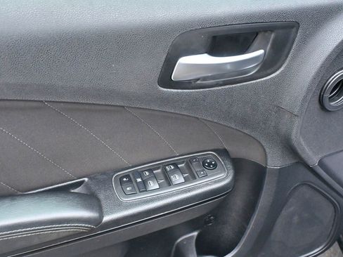 Used 2021 Dodge Charger SXT w/ Blacktop Package image 22