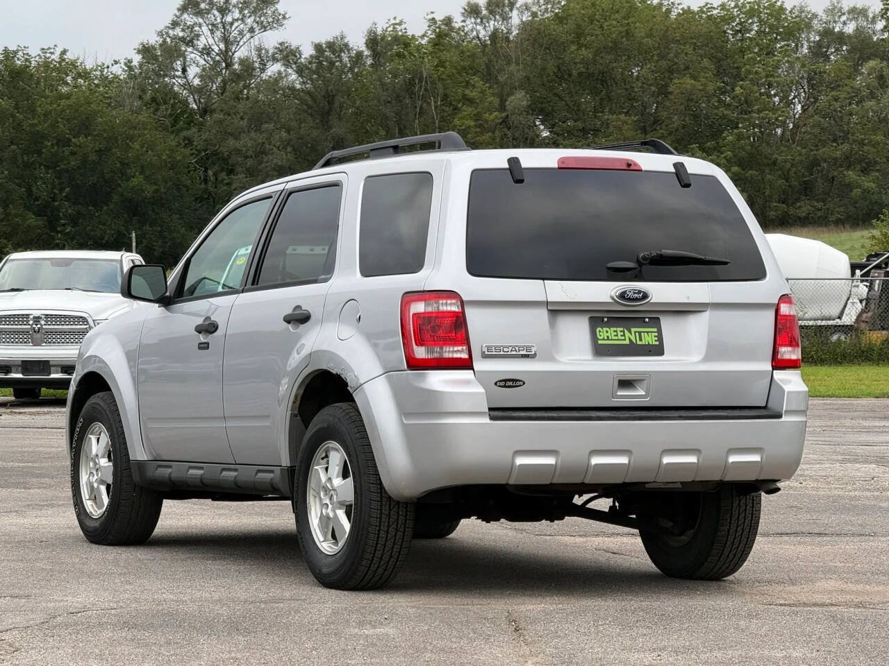 Used 2012 Ford Escape XLT FWD image 2