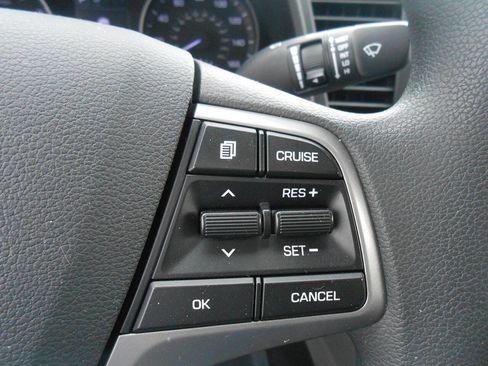 Used 2018 Hyundai Elantra SEL FWD image 15