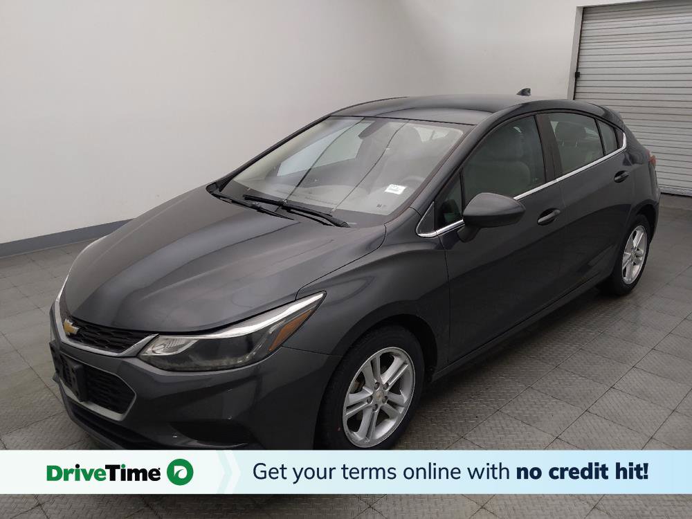 Used 2017 Chevrolet Cruze LT FWD image 1