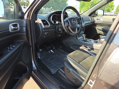 Used 2020 Jeep Grand Cherokee Laredo w/ Quick Order Package 2BN North AWD/4WD image 10