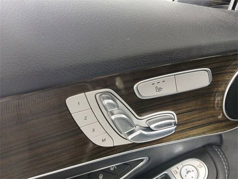 Used 2018 Mercedes-Benz C 300 Sedan image 16