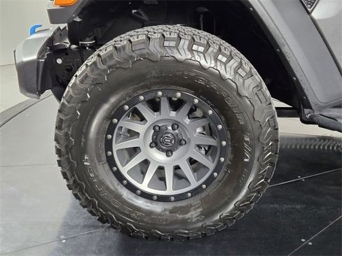 Used 2023 Jeep Wrangler Unlimited Rubicon 4xe image 12