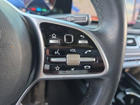 Used 2022 Mercedes-Benz GLE 450 4MATIC w/ AMG Line Exterior image 22