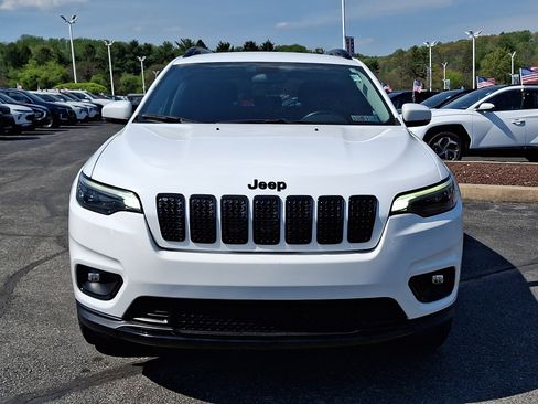 Used 2020 Jeep Cherokee Latitude Plus w/ Cold Weather Group image 2