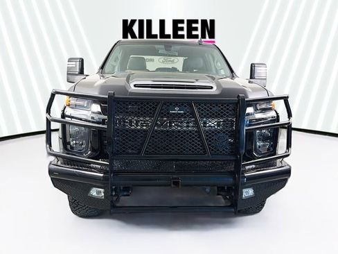 Used 2021 Chevrolet Silverado 2500 LT w/ Convenience Package image 2