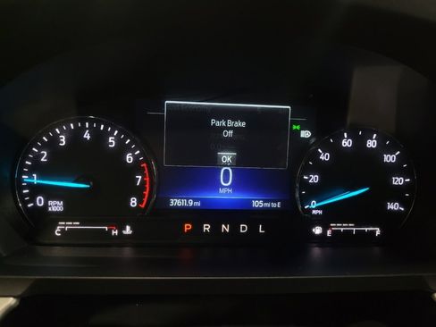 Used 2022 Ford Explorer XLT AWD/4WD image 23