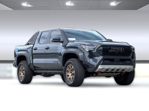 Used 2026 Toyota Tacoma 4x4 Double Cab Hybrid image 6