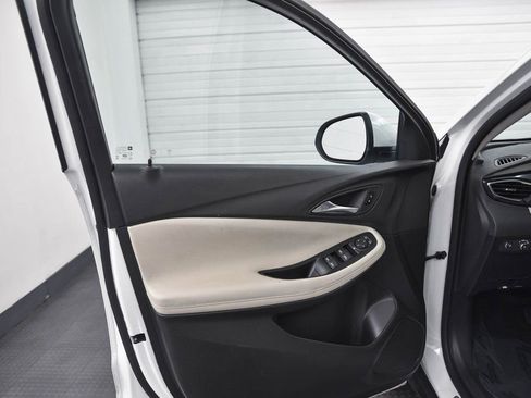 Used 2023 Buick Encore GX Select image 11