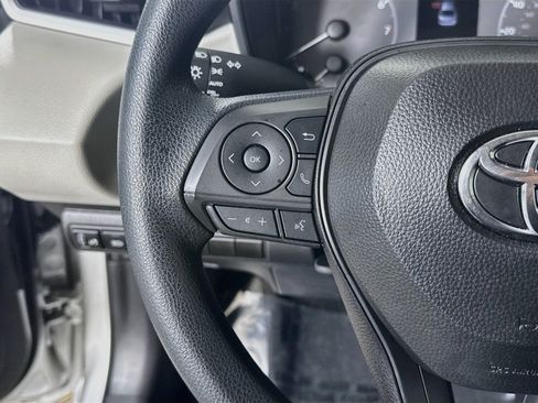 Used 2025 Toyota Corolla LE FWD image 14